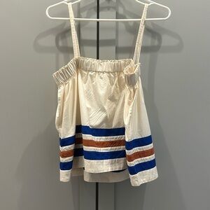 Like new condition beautiful Sundry sleeveless top!